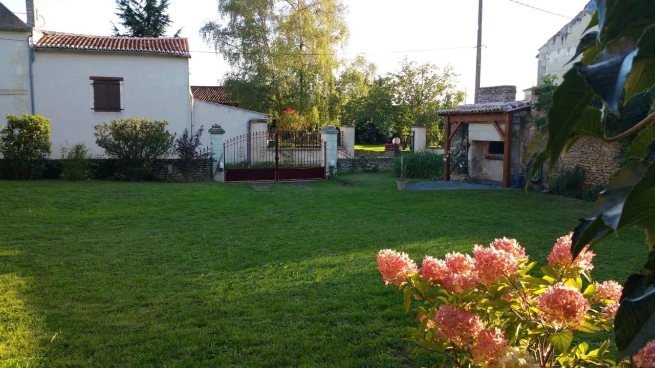 La Ferme Du Grand Bois Daire Mouterre-Silly Dış mekan fotoğraf